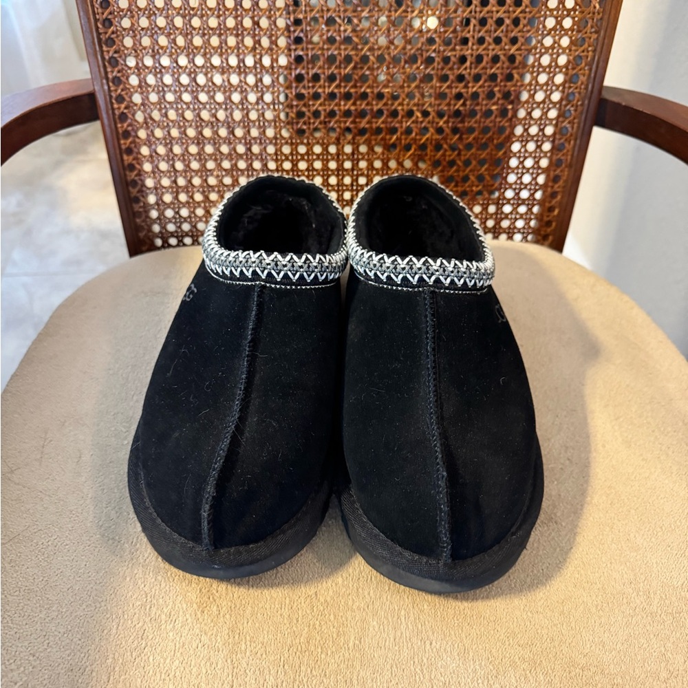 Ugg Slip-Ons